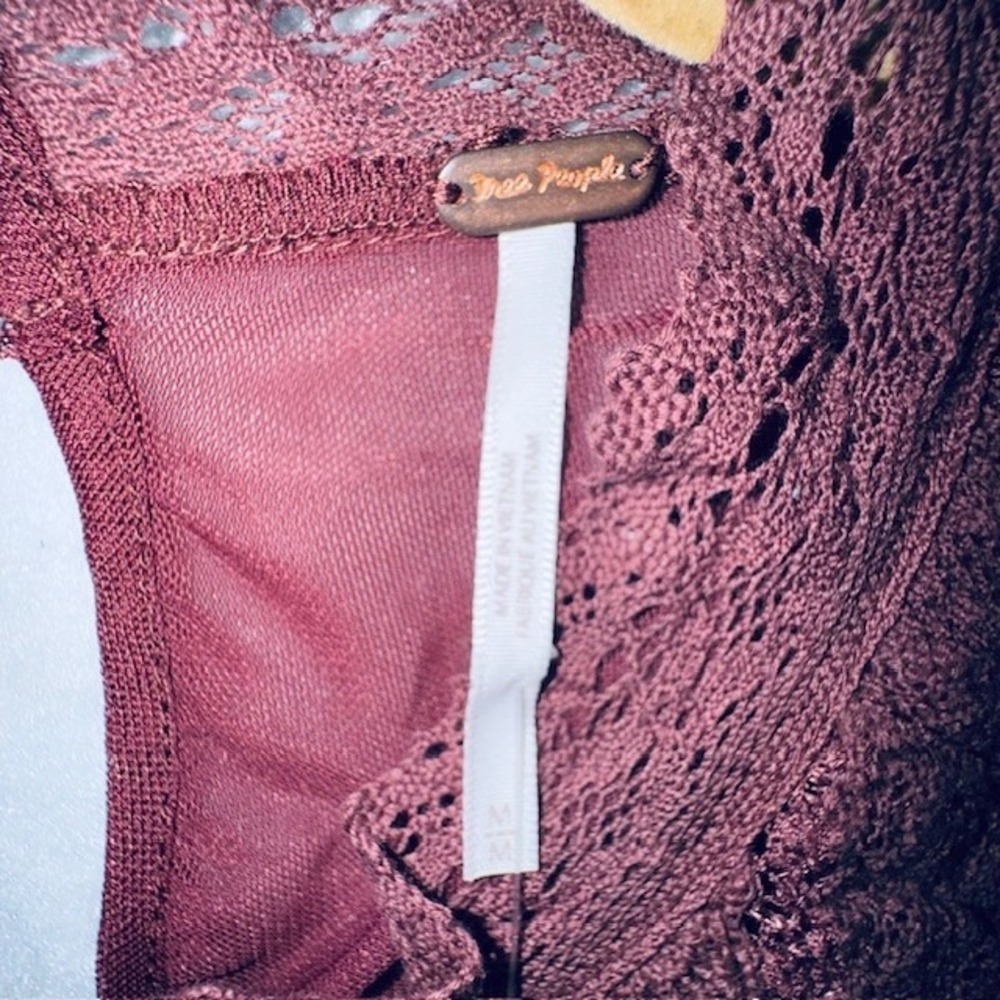 Free People Tea Party Top Burgundy Wine MED Womens Lace Sheer Peasant Boho NWT - Picture 4 of 8